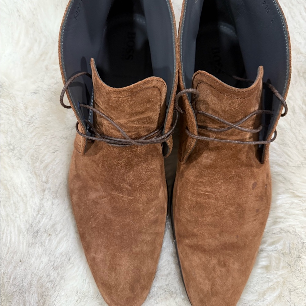 Boss Men's Tan Suede Oxfords